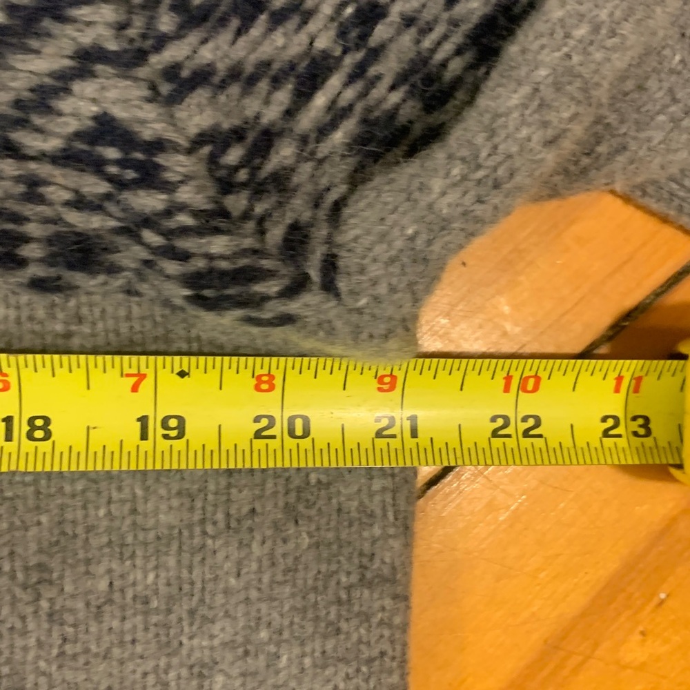 PENDLETON WOOL ZIP FRONT SWEATER WITH NAVY BLUE NORDIC SCANDINAVIAN MOTIF - Picture 10 of 14
